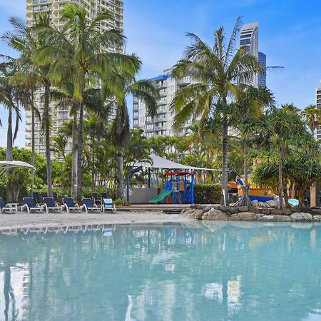 Holiday Holiday Crown Towers Gold Coast Kültér fotó